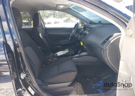 2019 Mitsubishi Outlander Sport 2.0 Le z USA, uszkodzony, nr VIN JA4AR3AU2KU024674